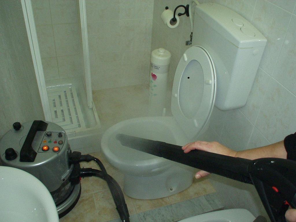 Albergo Cavour Self Check-In Ліворно Екстер'єр фото